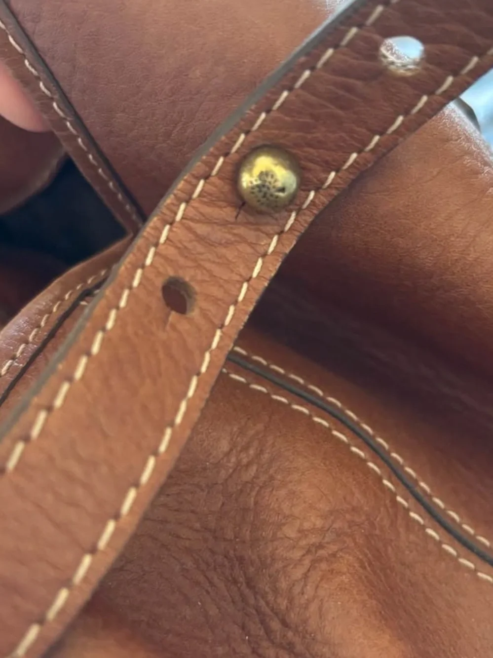 Mulberry Brown Leather Shoulder Bag with Front Zip Pocket